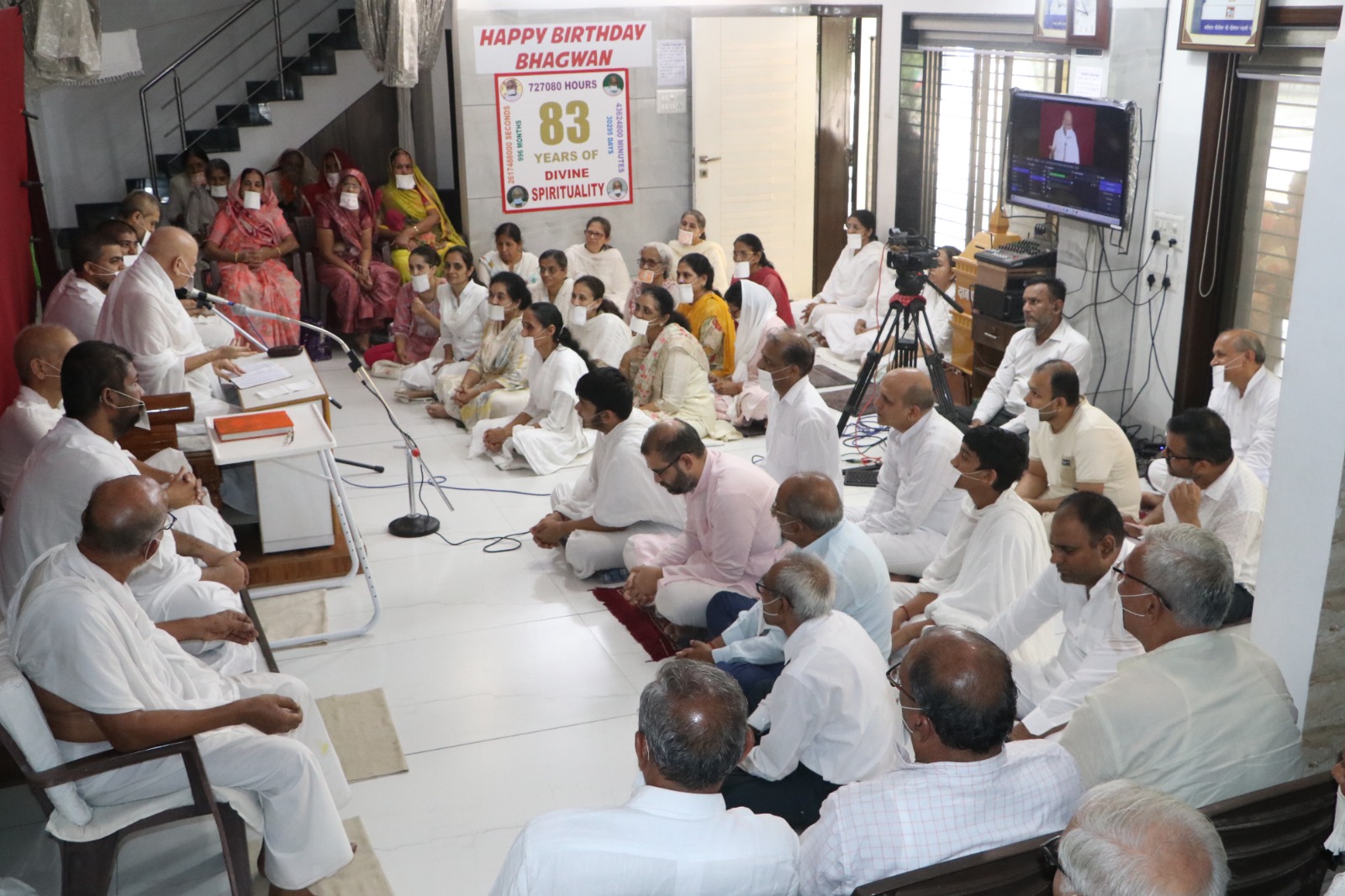 सिद्ध बनने के लिए संकल्प और पुरुषार्थ आवश्यक (1)