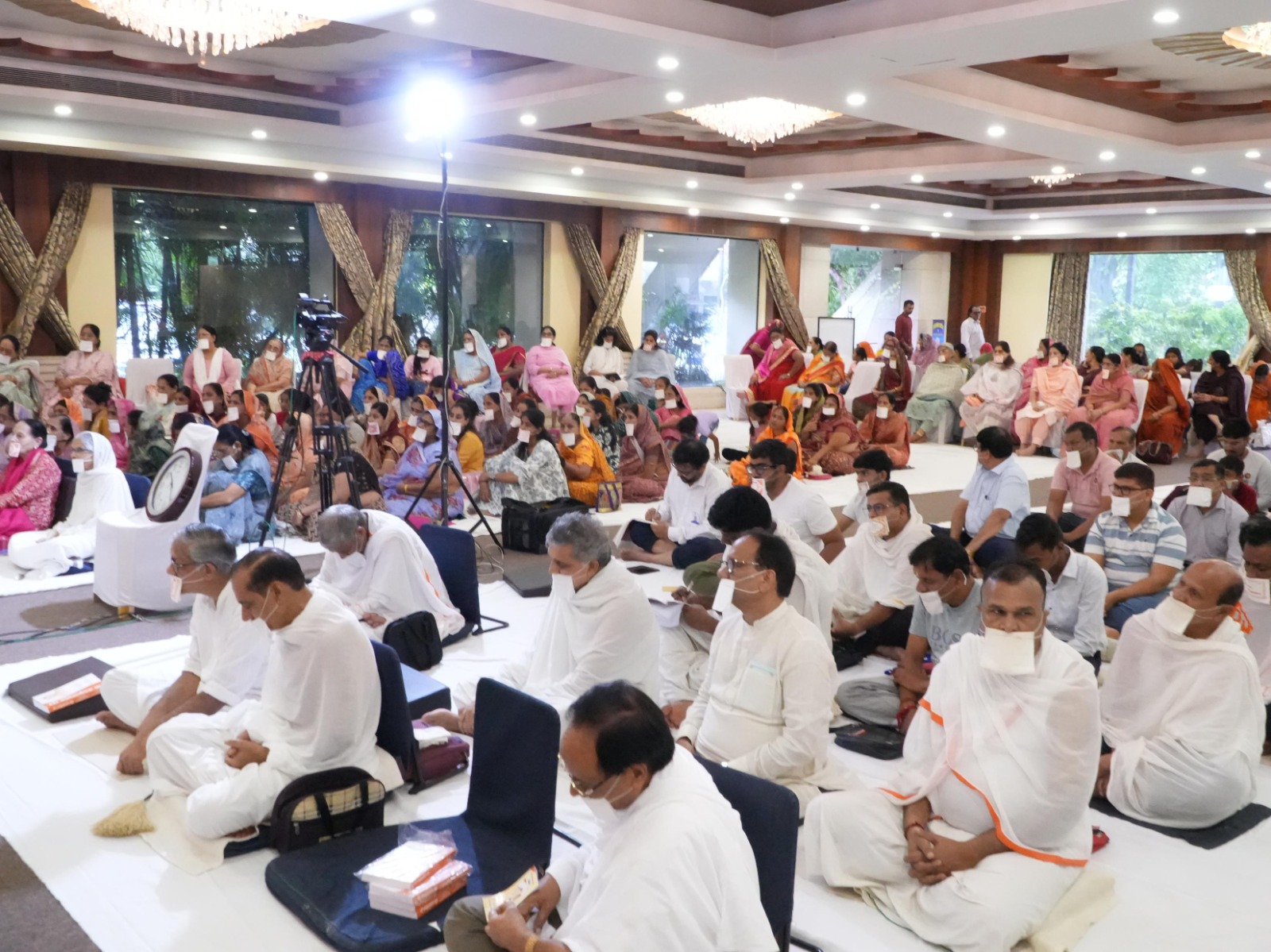 निज यात्रा का अवलोकन करें (2)