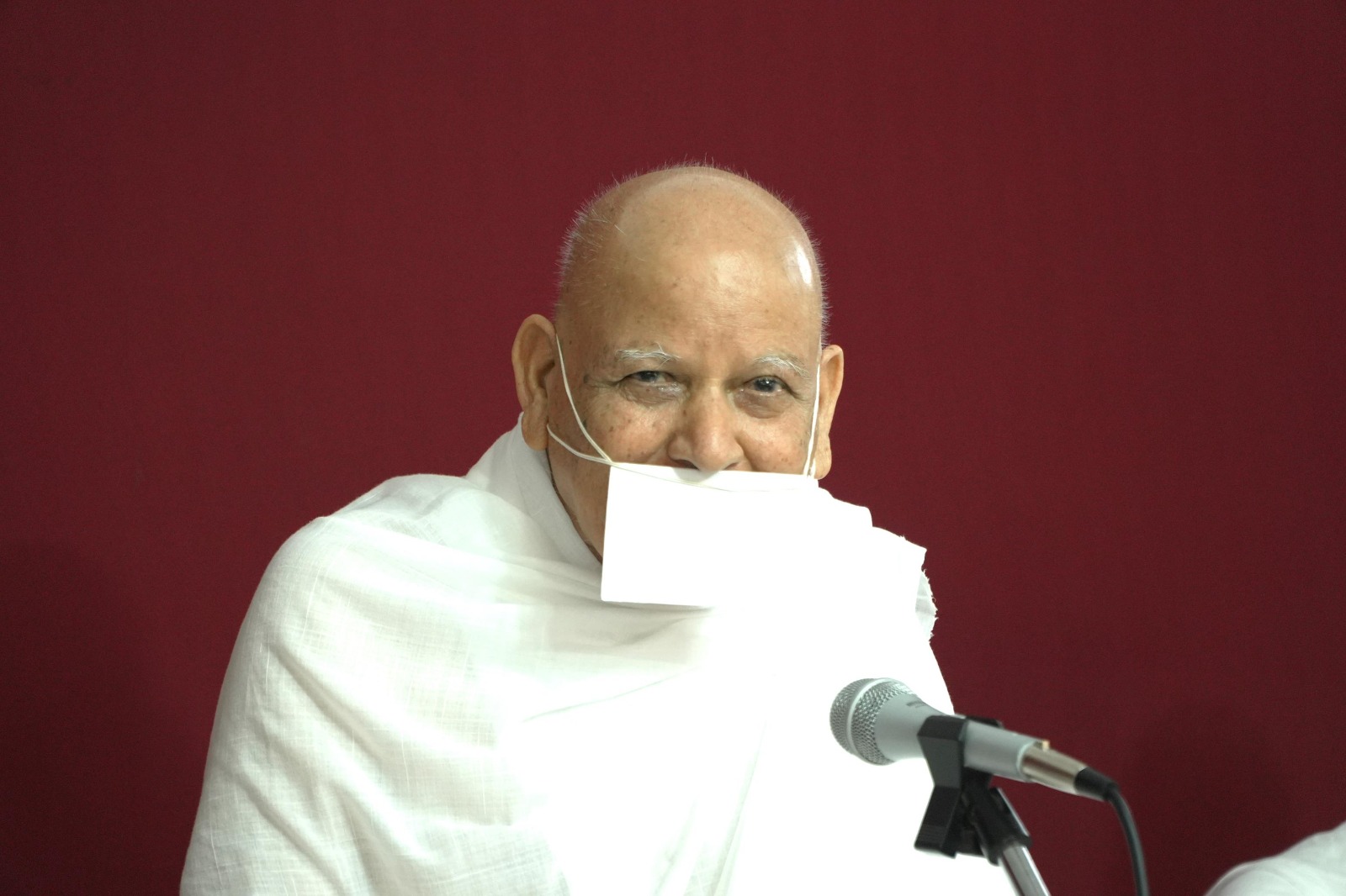 धर्म ध्यान से बुढ़ापे को बनाएं स्वर्णिम (1)
