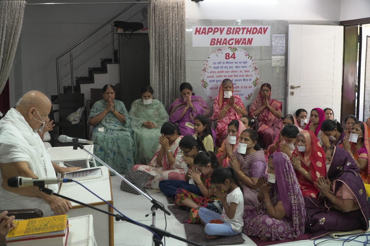 अज्ञानता के कारण व्यक्ति राग-द्वेष व कषायों में जाता है (3)