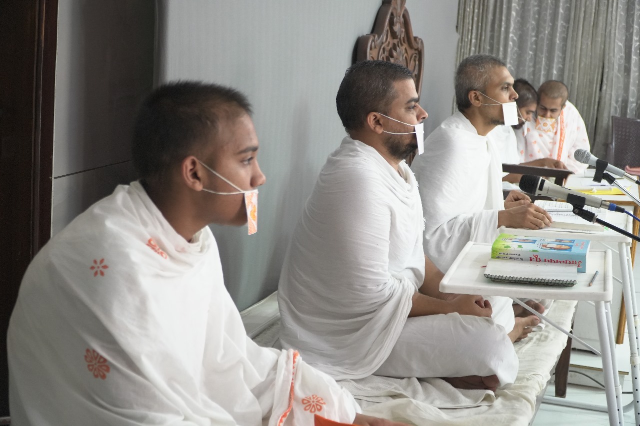 आत्मार्थी परलौकिक सुखों की इच्छा नहीं करता