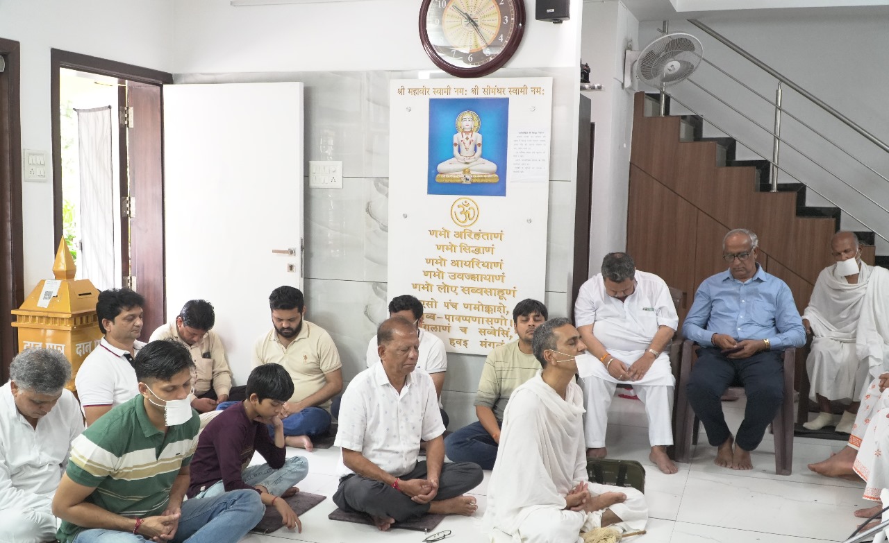 मन को स्थिर करने के लिए श्वांस को देखें (1)