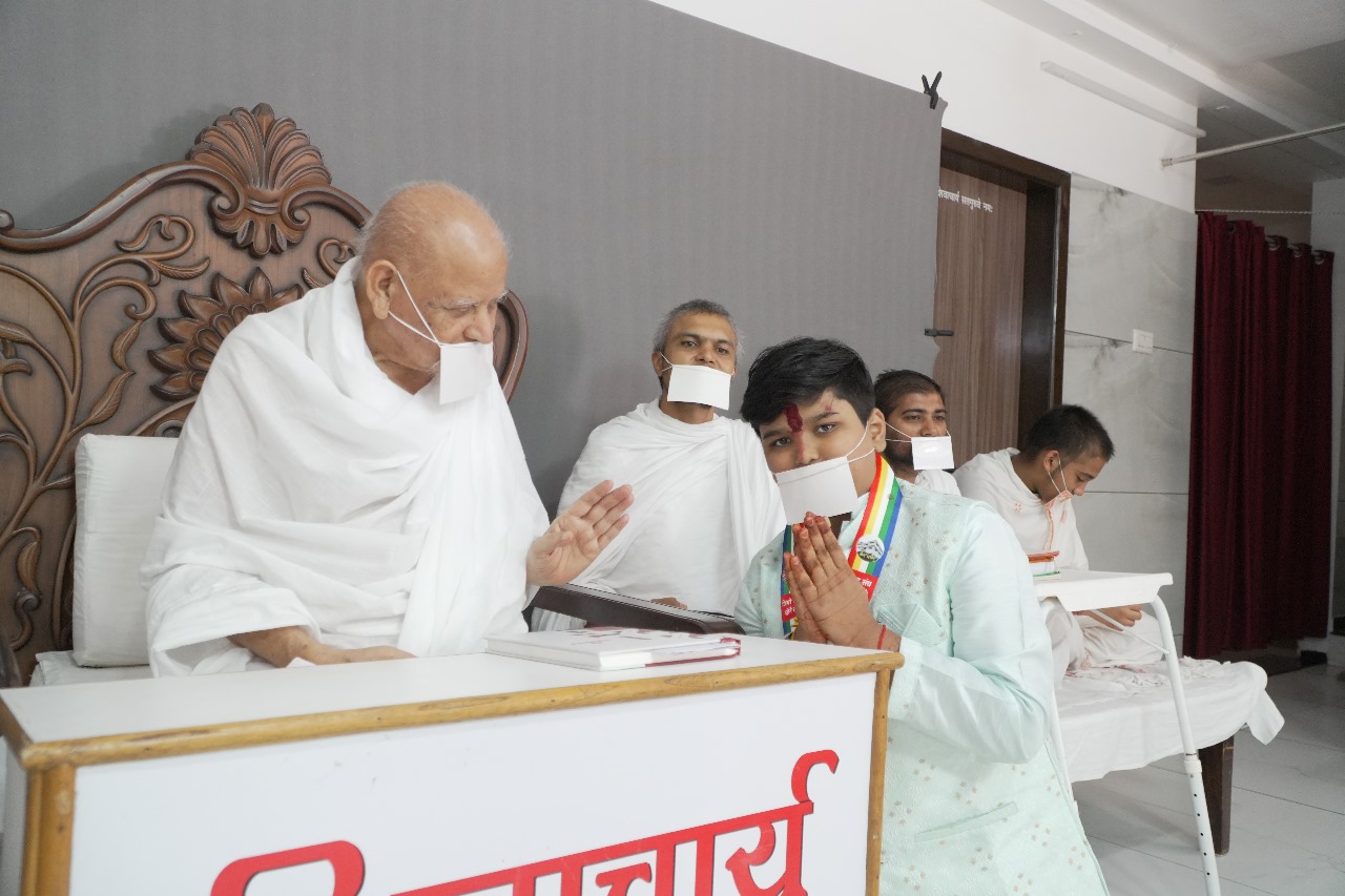 काया की नश्वरता को समझकर प्रमाद से दूर रहना चाहिए (1)