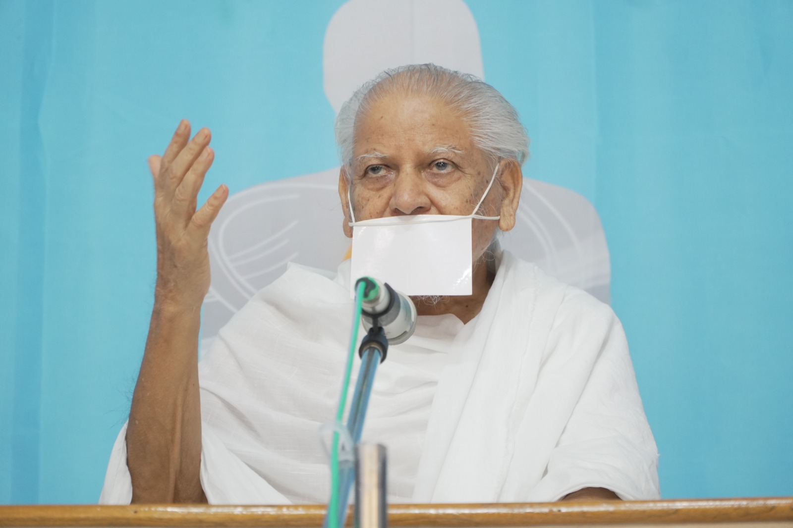 कर्म मल रहित है परमात्मा