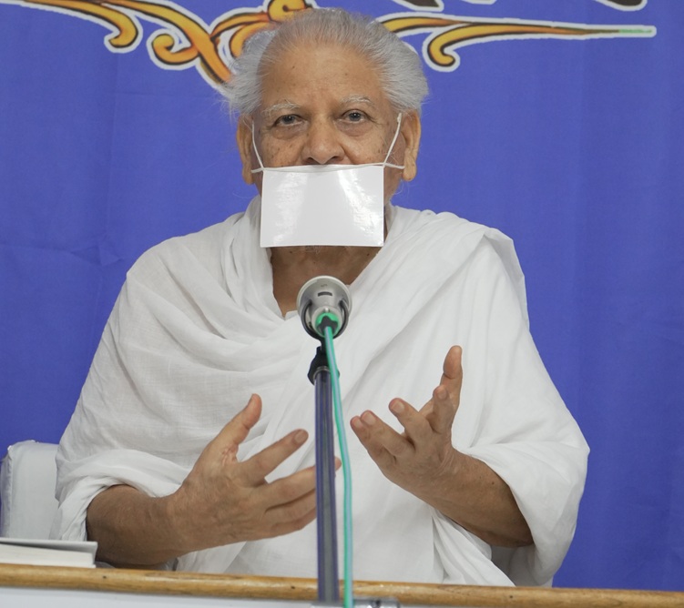 जीवन में जागरूक रहें