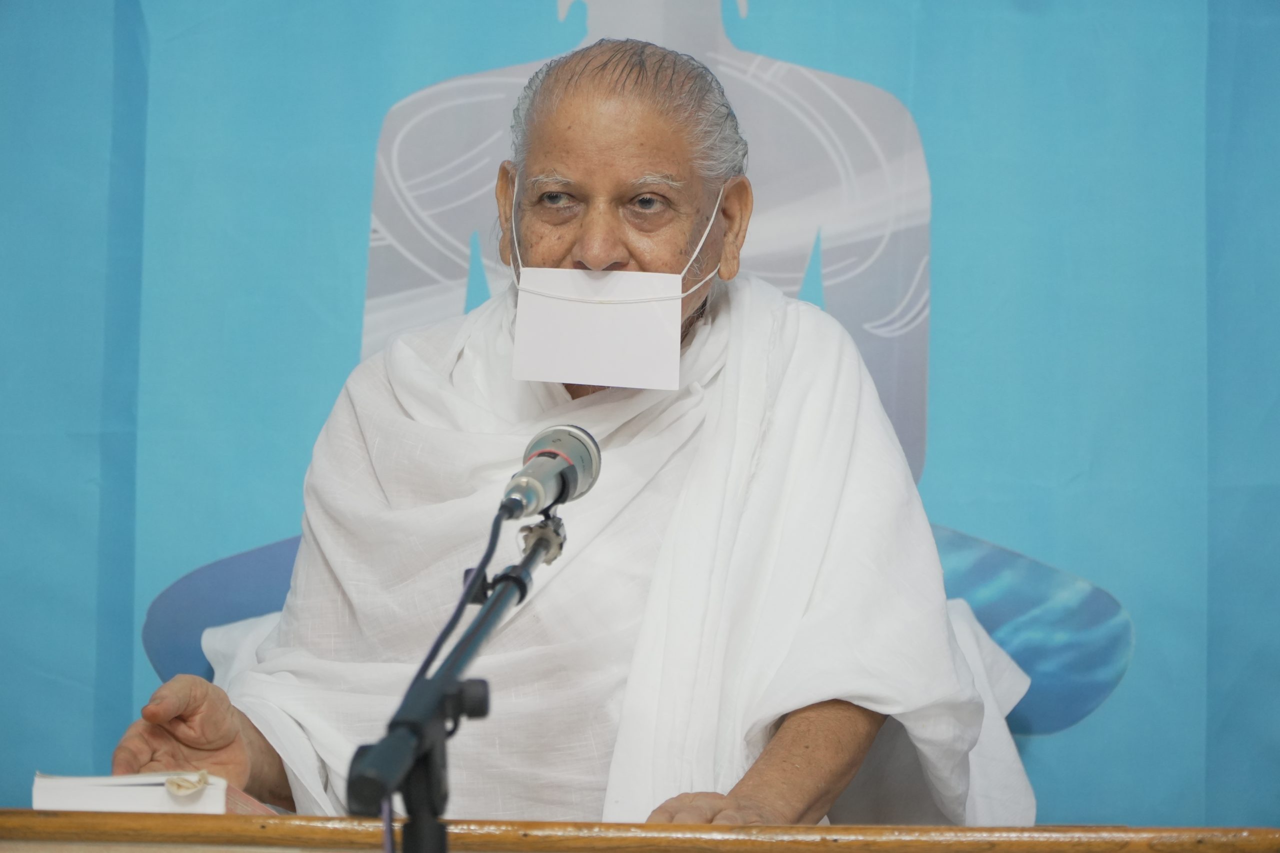 जो सोता है वह खोता है