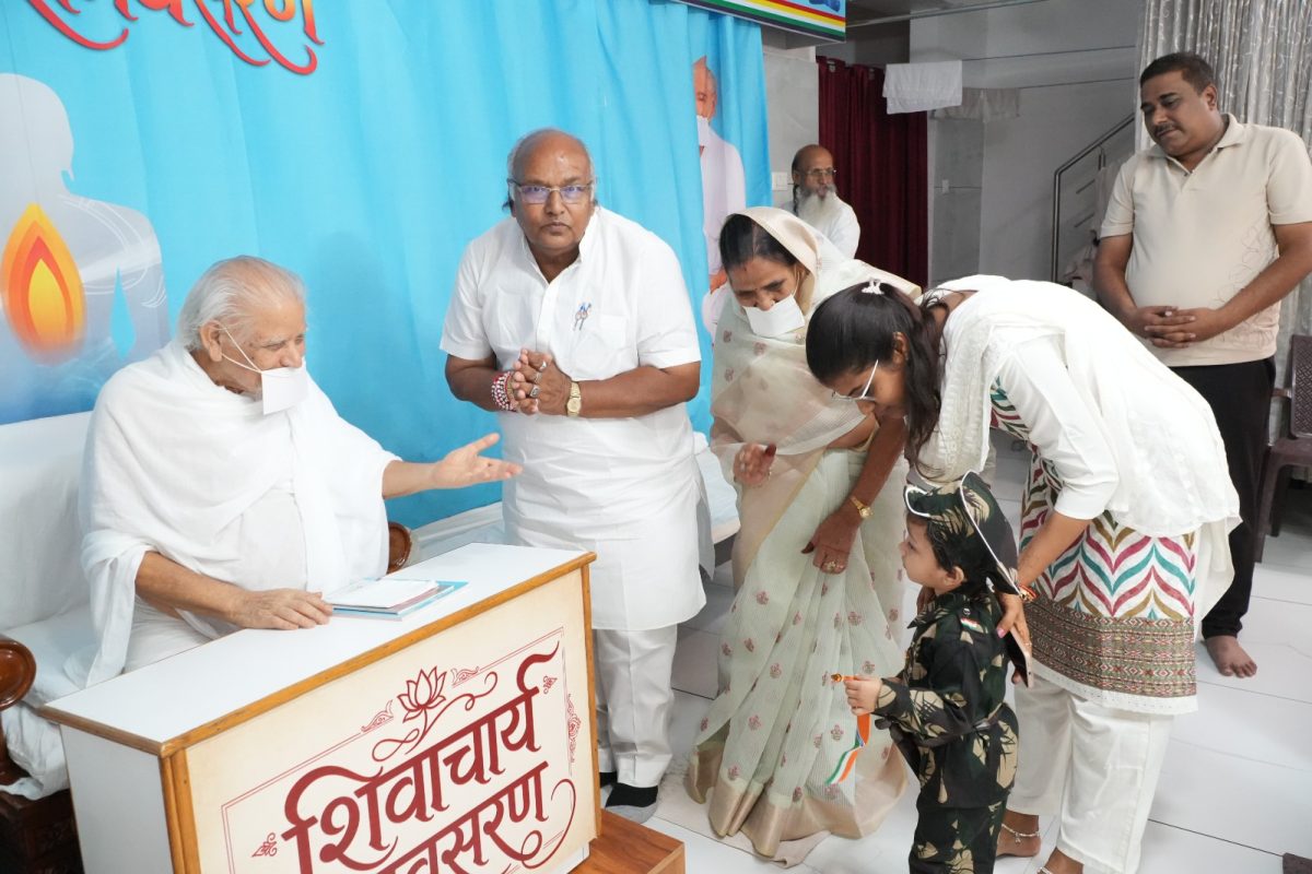 पांच इन्द्रियां और मन के बंधन से मुक्ति के लिए जरूरी है आत्म साधना (1)